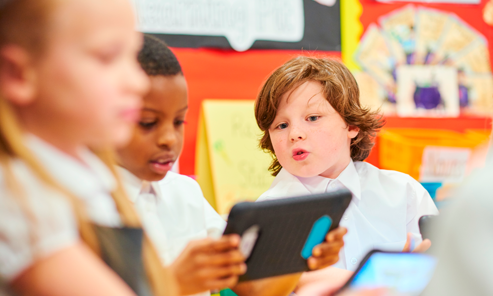 Interactive AI Literacy Workshop for KS2